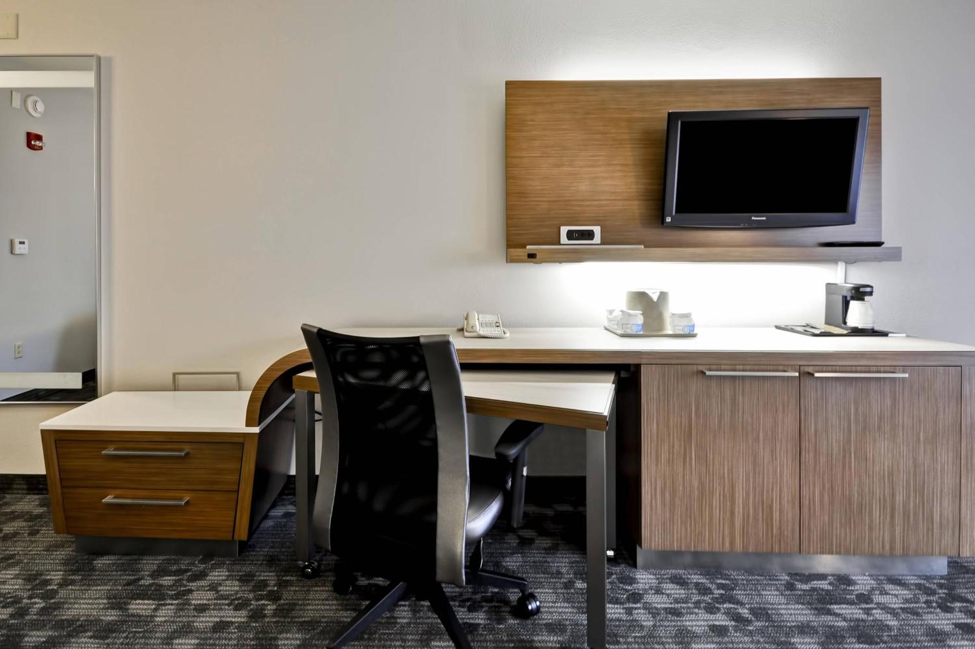 Hotel Courtyard By Marriott Dalton Esterno foto