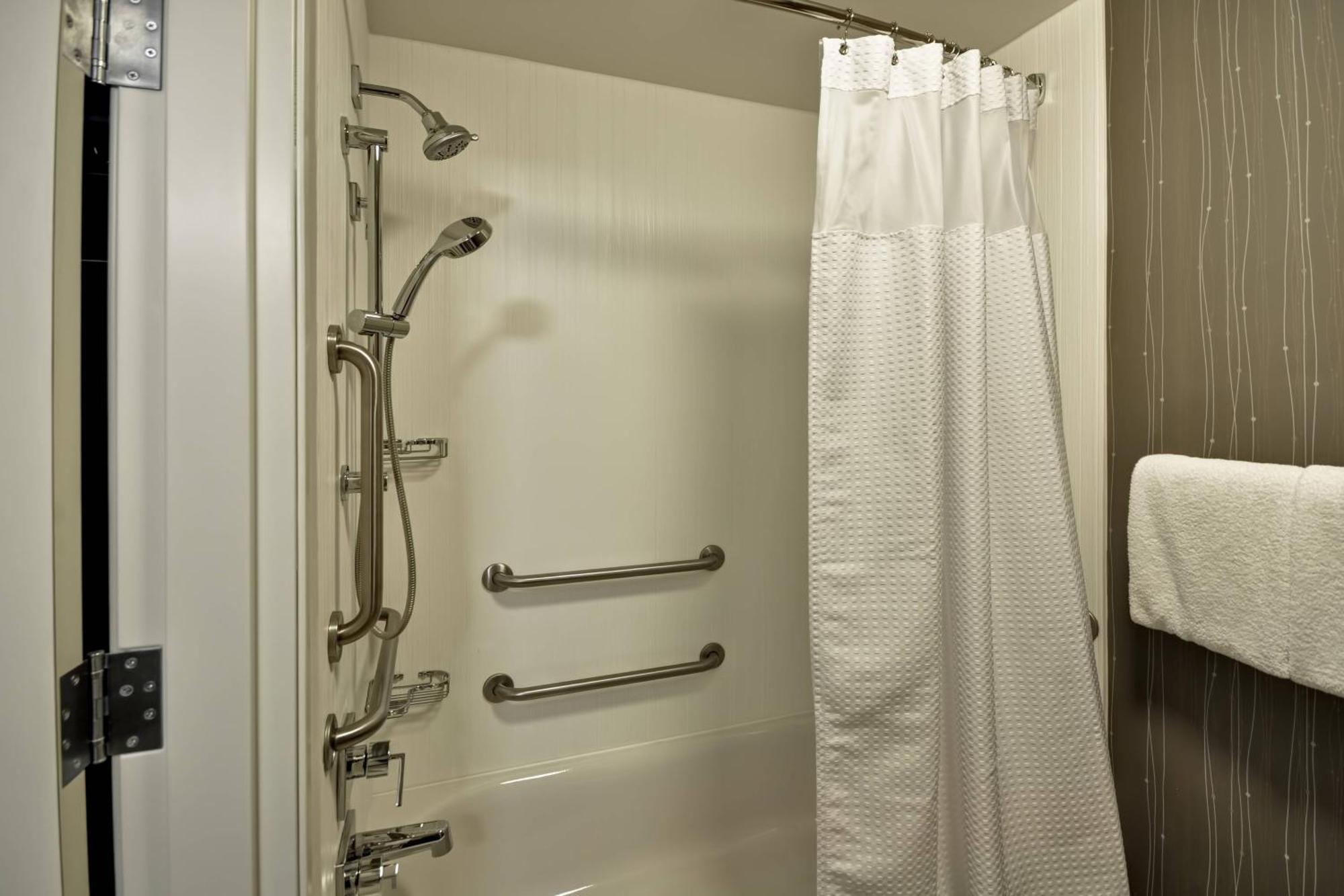 Hotel Courtyard By Marriott Dalton Esterno foto