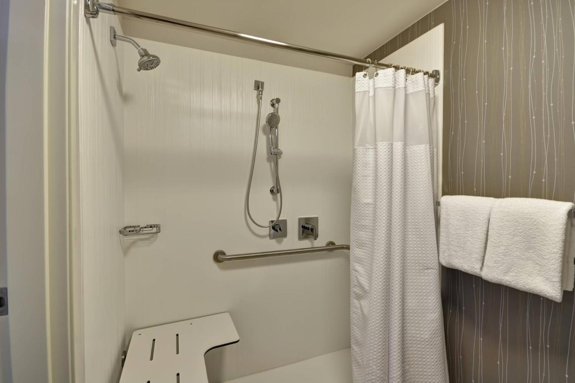 Hotel Courtyard By Marriott Dalton Esterno foto