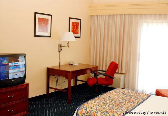 Hotel Courtyard By Marriott Dalton Esterno foto