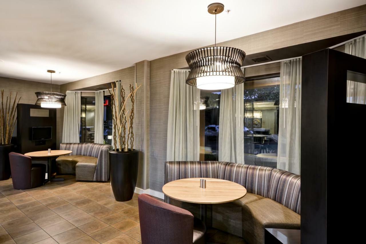 Hotel Courtyard By Marriott Dalton Esterno foto